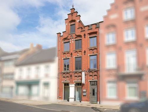                                         Gemengd gebruik te koop in Torhout, € 299.000
