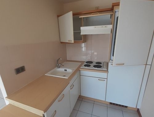                                         Studio met slaaphoek te huur in Hasselt, € 600
