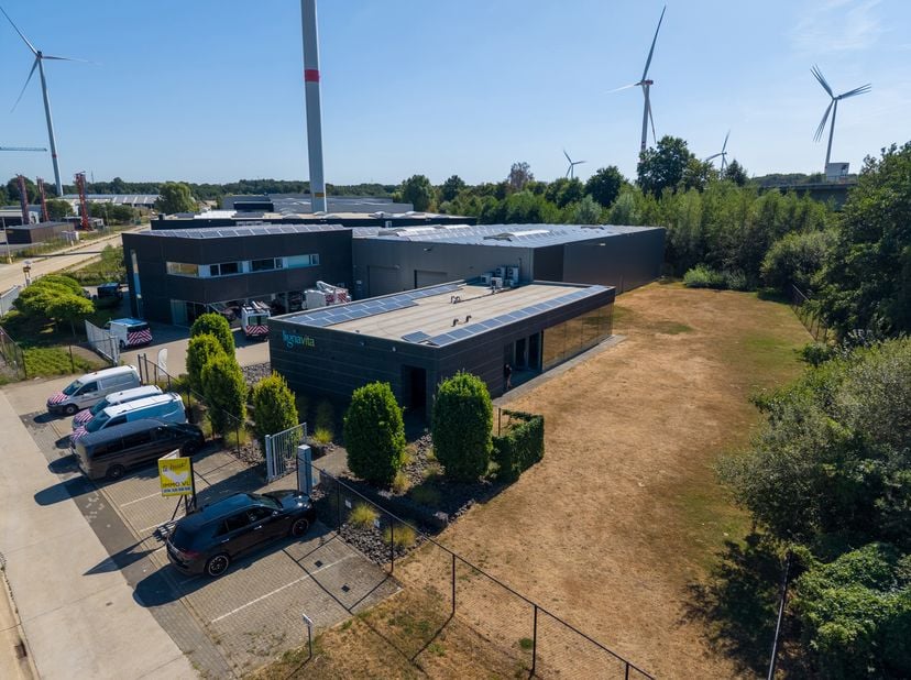 Bedrijfsvastgoed te huur in Truibroek 67,
                    3945 Oostham