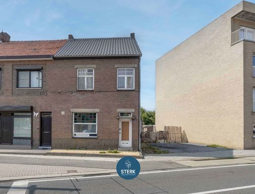                                         Maison à vendre à Mechelen-aan-de-Maas, € 180.000
