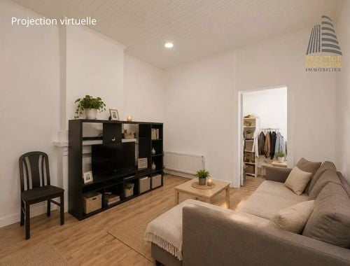                                         Appartement à vendre à Bruxelles, € 155.000
