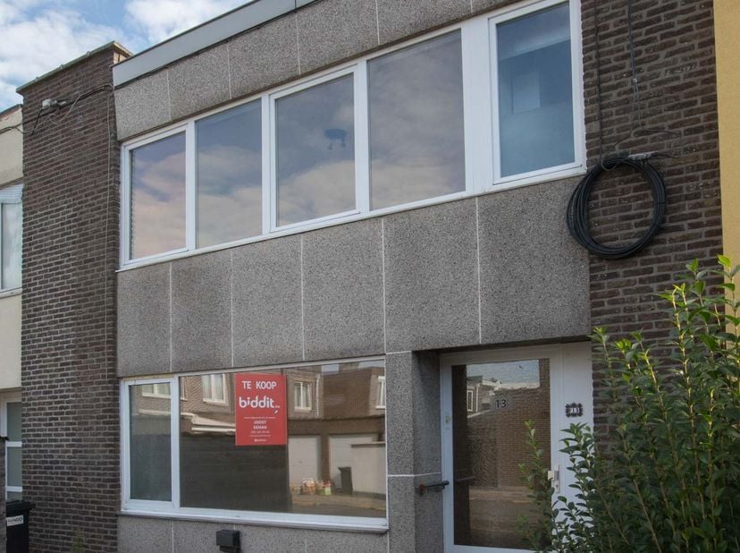 Huis te koop in Adolf Daensstraat 13,
                    9040 Sint-Amandsberg