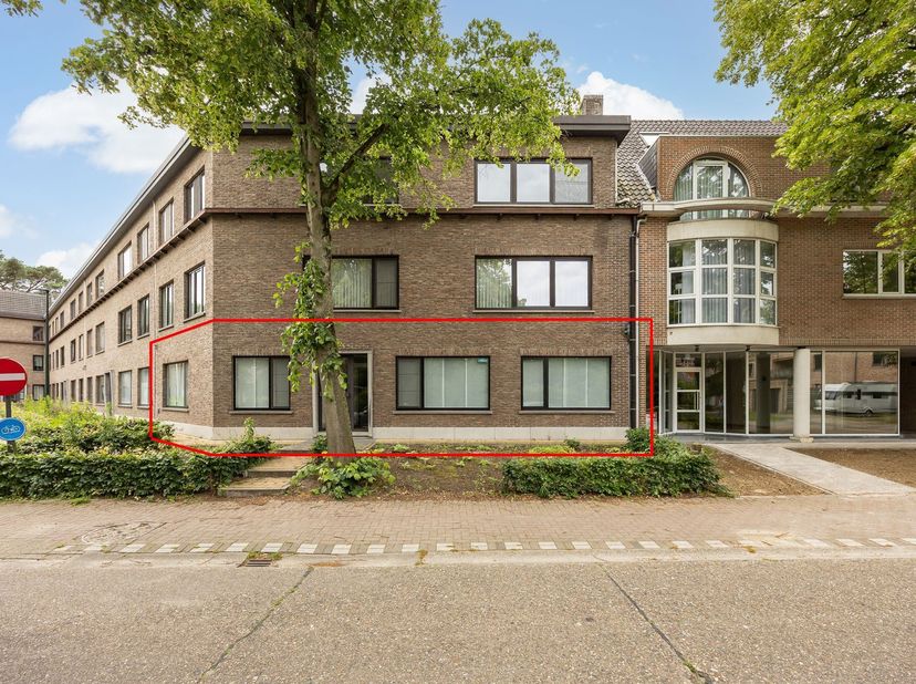 Appartement te koop in Kasteeldreef 143 bus 0001,
                    2970 Schilde