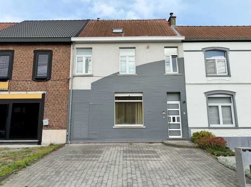 Maison à vendre à Kortrijkstraat 77,
                    9700 Bevere