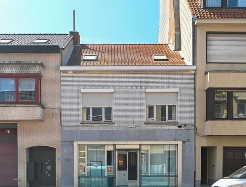                                         Gemengd gebruik te koop in Stene, € 225.000
