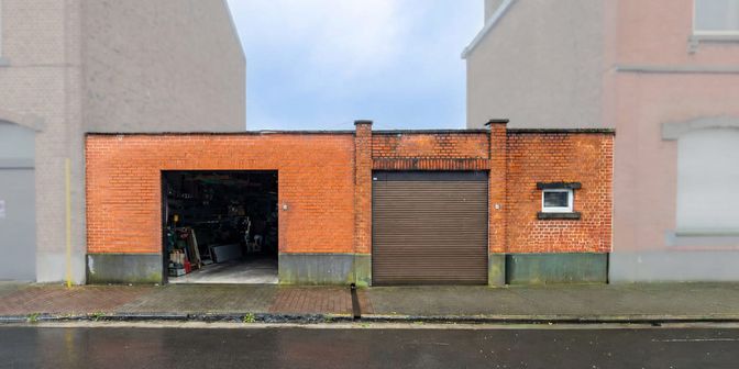 Garage te koop in Rue Trieu Gossiaux 17 bus B, 6224 Wanfercée-Baulet