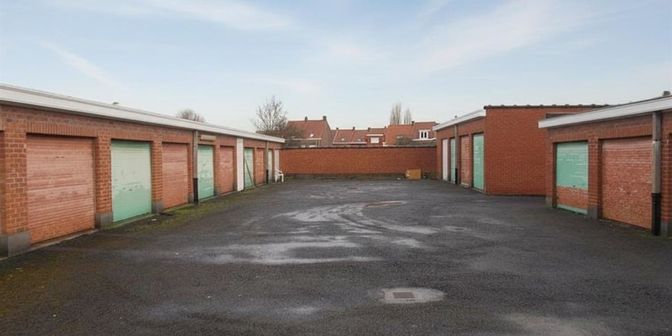 Garage te huur in Halewijnstraat 93, 8930 Menen