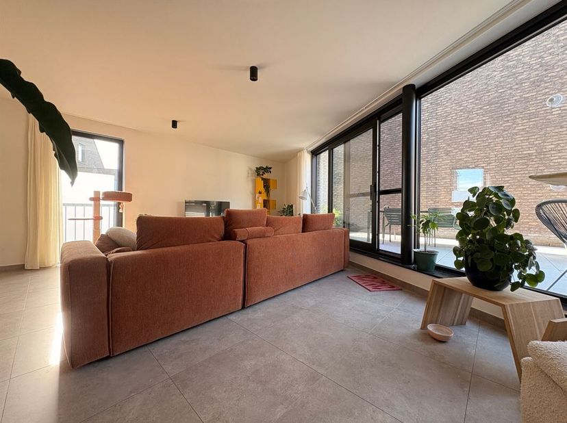 Maison à louer
                    à 9200 Appels