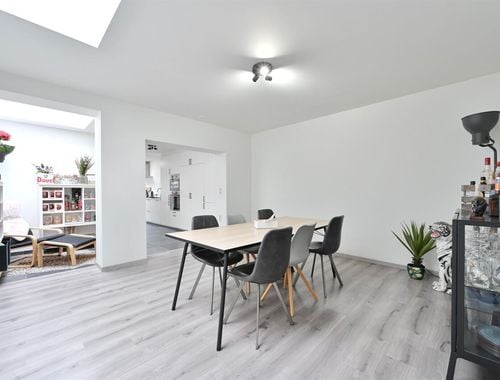                                         Maison unifamiliale à vendre à Nijlen, € 374.000
