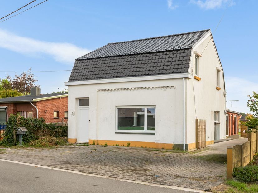 Huis te koop in Spoorwegstraat  34,
                    3930 Hamont