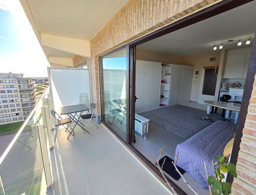                                         Studio met slaaphoek te koop in De Panne, € 160.000
