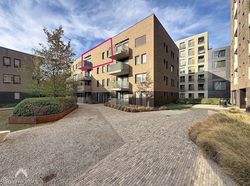 Appartement te koop in Emile Dancolaan 14 bus 301,
                    2050 Antwerpen