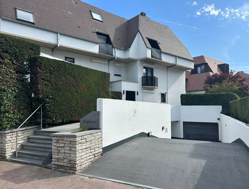                                         Staanplaats te koop in Knokke, € 85.000

