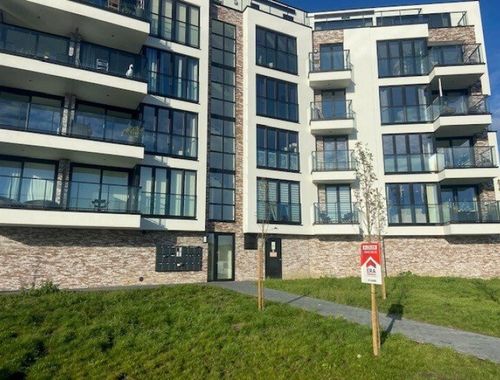                                         Appartement à louer à Bas-Warneton, € 690
