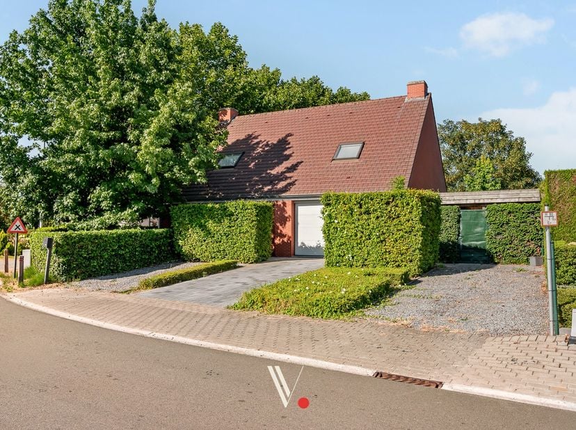BEZOEKDAG zaterdag 22/08 – Bezoek deze woning vrijblijvend op afspraak! (Inschrijven verplicht via www.vanthuynevastgoed.be)<br />
<br />
Op zoek naar