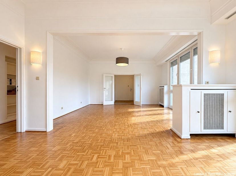Appartement te huur in ,
                    1150 Sint-Pieters-Woluwe
