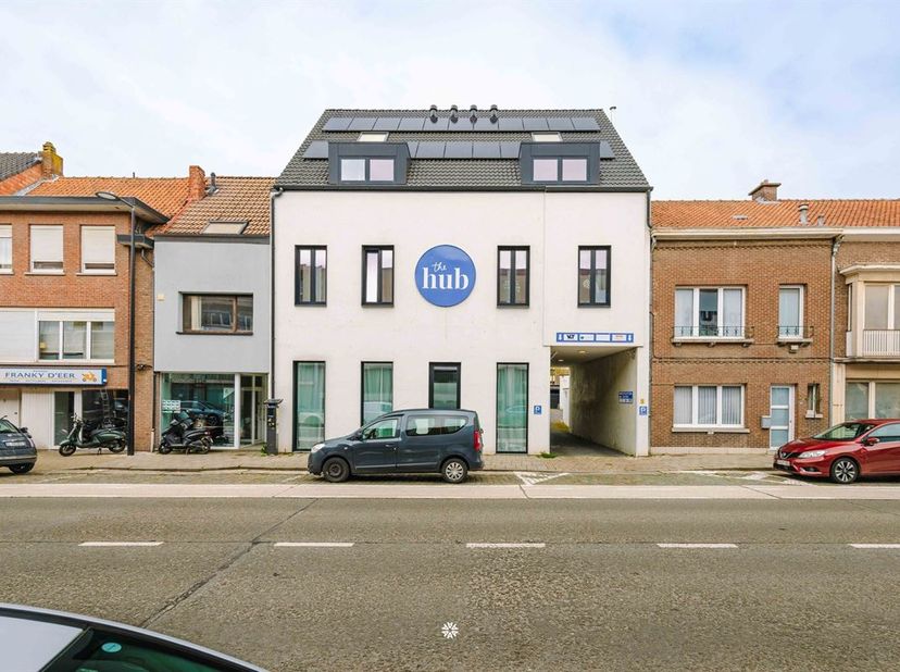 Bent u op zoek naar een recent en energiezuinig appartement (2020) in het centrum van Temse? Ontdek dan zeker dit appartement! <br />
<br />
Enkele