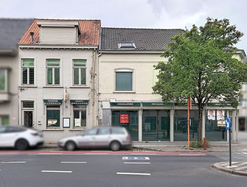                                         Handelspand met woonst te koop in Sint-Kruis, € 500.000
