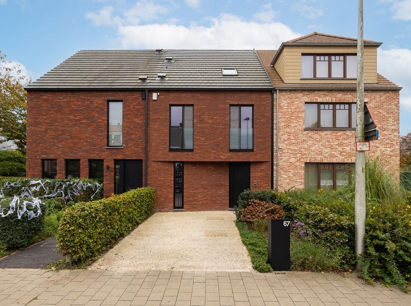 Huis te koop in Mortselstraat 67,
                    2650 Edegem