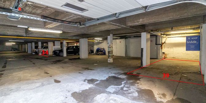 Garage à vendre à Nieuwe Kuilenweg 4, 3600 Genk