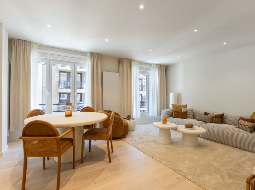 Nieuwsgierig naar dit appartement? Kom langs tijdens de Open Huizen Dag op zaterdag 25 juli tussen 14.00 en 15.00 uur Knokke: 3-slaapkamerappartement