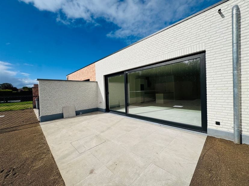Huis te huur in Kerselarendreef 47B,
                    9170 De Klinge
