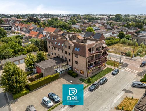                                         Bâtiment commercial à vendre à Kortemark, € 425.000

