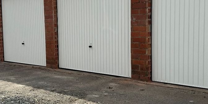 Garage te huur in 7700 Moeskroen