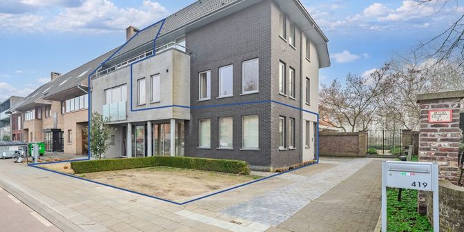 Bien professionnel à vendre à Baron Ruzettelaan 417, 8310 Assebroek