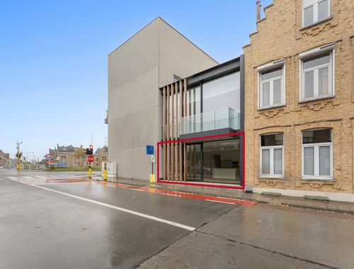                                         Appartement à vendre à Veurne, € 275.000
