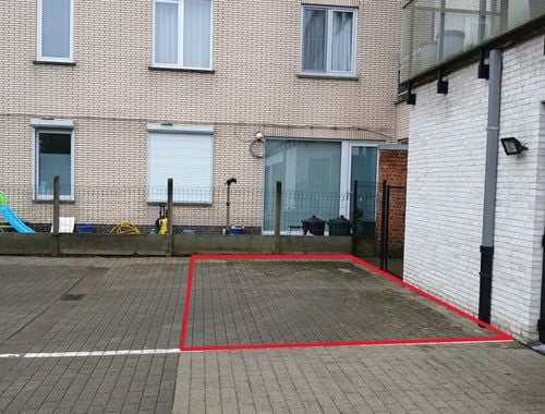                                         Garage te koop in Roeselare, € 10.000
