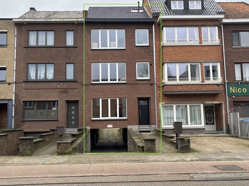 Garage à louer
                    à 3500 Hasselt