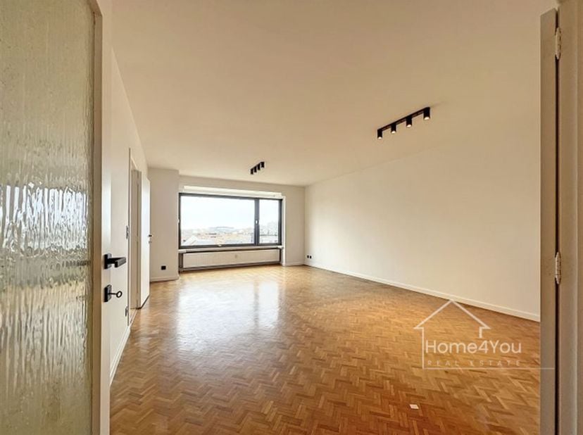 Appartement te huur in Kortrijksesteenweg 159,
                    9000 Gent