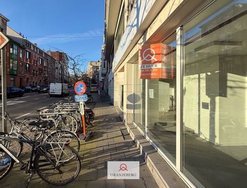                                         Handelspand te huur in Gent, € 2.400
