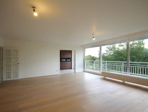                                        Appartement te huur in Elsene, € 2.350
