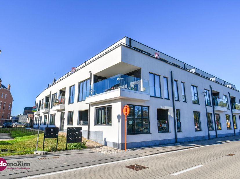 Appartement te koop in Heldenplein  1 bus 202,
                    3190 Boortmeerbeek