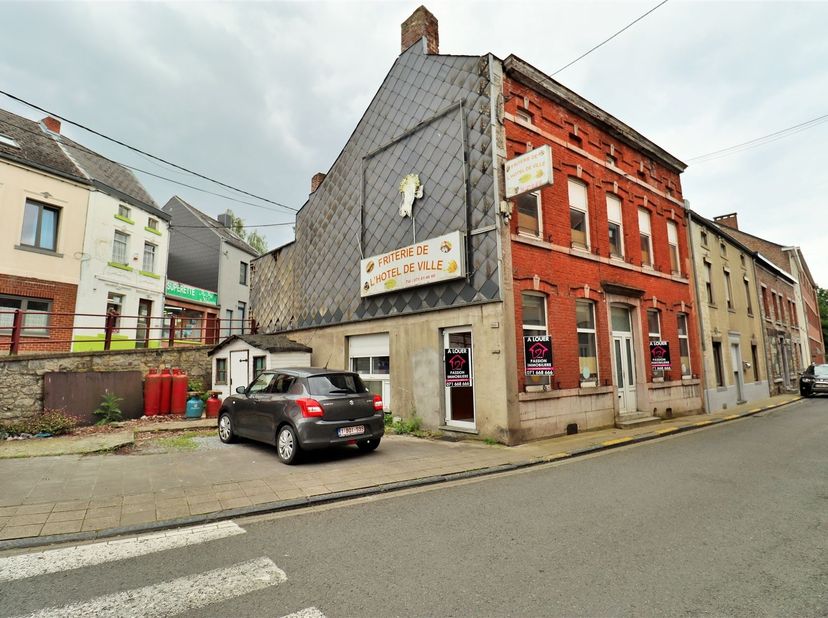 Bedrijfsvastgoed te huur in ,
                    5650 Walcourt