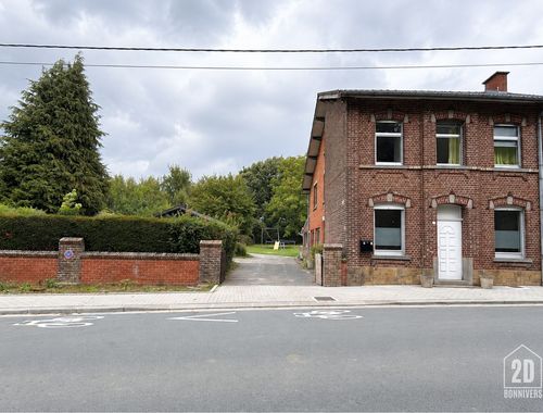                                         Maison à louer à Grand-Leez, € 1.150
