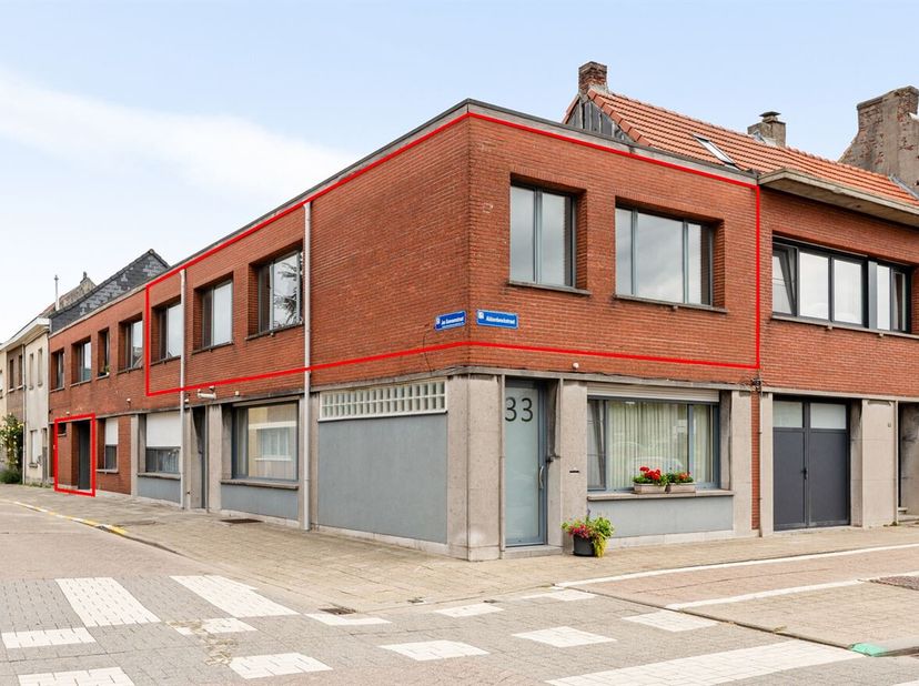 Ligging:<br />
Dit appartement bevindt zich in Borsbeek (Antwerpen), op een gunstige locatie met een vlotte verbinding naar Antwerpen. Winkels, schole