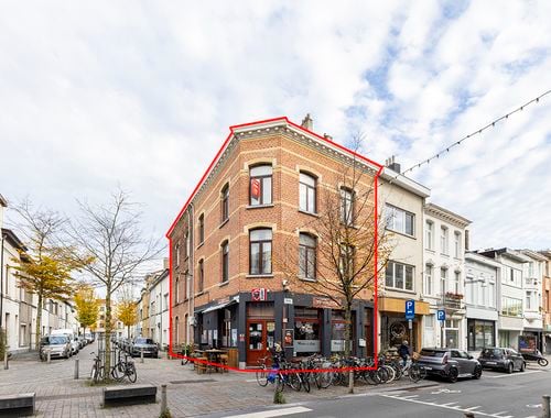                                         Gemengd gebruik te koop in Berchem, € 230.000
