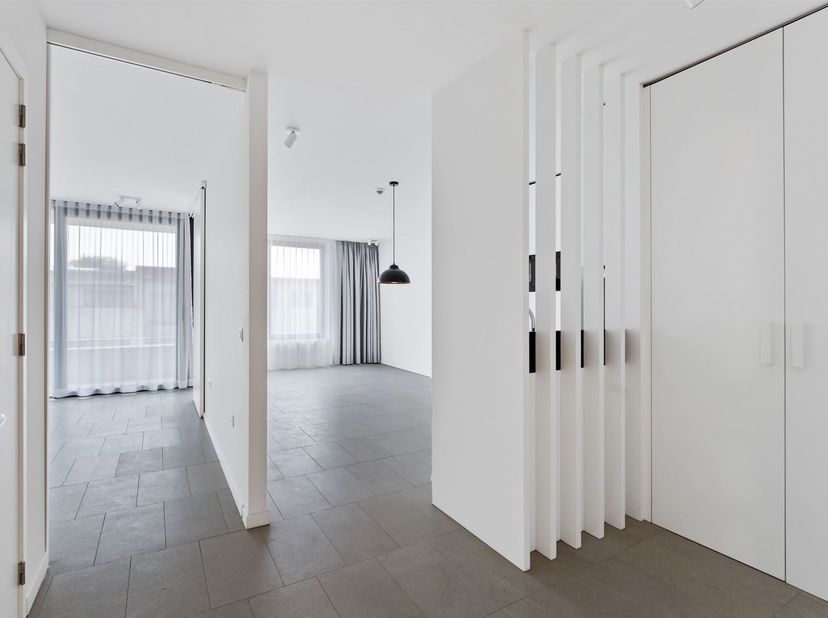 Service flat met 1 slaapkamer en terras in een prachtig nieuw complex!<br />
<br />
Ligging: Deze nieuwe serviceflat is centraal en gunstig gelegen