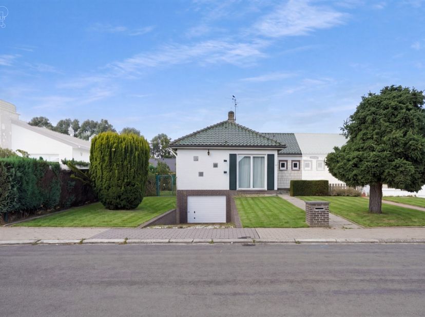 Huis te koop in ,
                    7784 Neerwaasten
