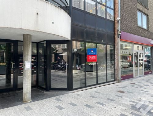                                         Handelszaak te huur in Lommel, € 950
