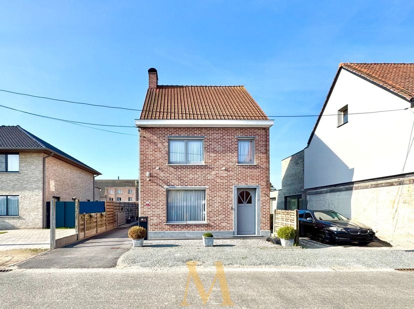 Huis te koop in Lijsterstraat 18,
                    9870 Zulte