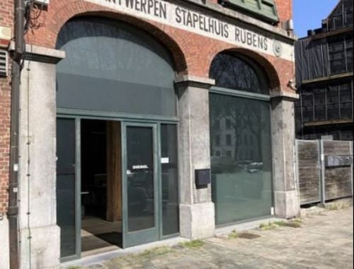                                         Bedrijfsgebouw te huur in Antwerpen, € 41.512,92
