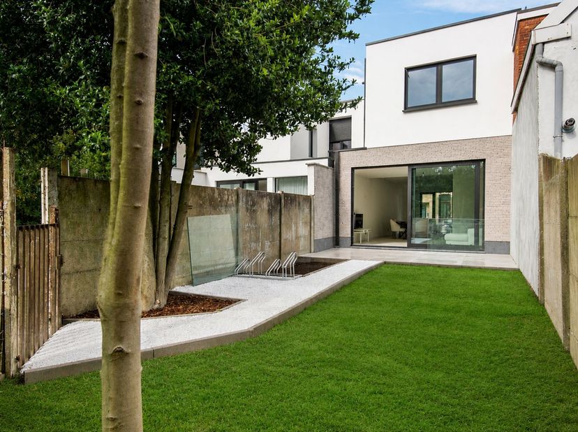Sorry, deze woning werd reeds succesvol VERKOCHT. Bent u actief op zoek en wenst u in de toekomst als eerste op de hoogte te worden gehouden van mogel