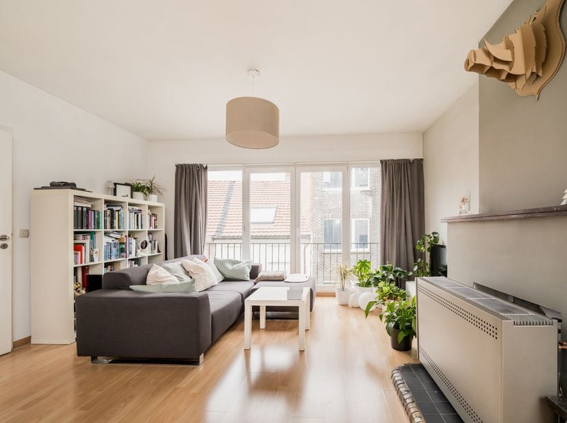 Quares - TREVI Groep presenteert :<br />
Dit aangename twee slaapkamer appartement bevindt zich op de tweede verdieping van een kleinschalig residenti