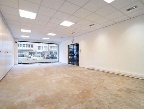                                         Kantoor te huur in Liège, € 1.450
