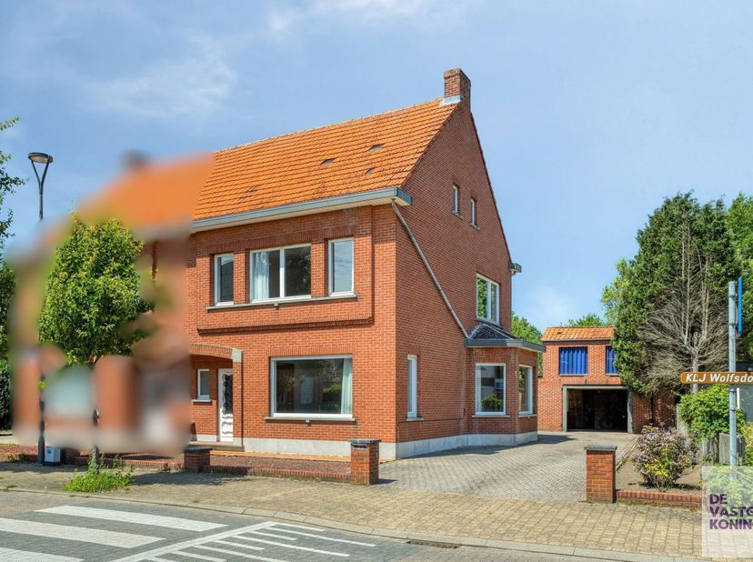 Bezoek deze woning tijdens KIJKDAG 9 juli (donderdag) van 17 tot 19u – inschrijvingen via email info@devastgoedkoning.be of bel 016/798.555 (ma-vrij 9