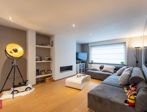                                         Maison à louer à Kuurne, € 975
